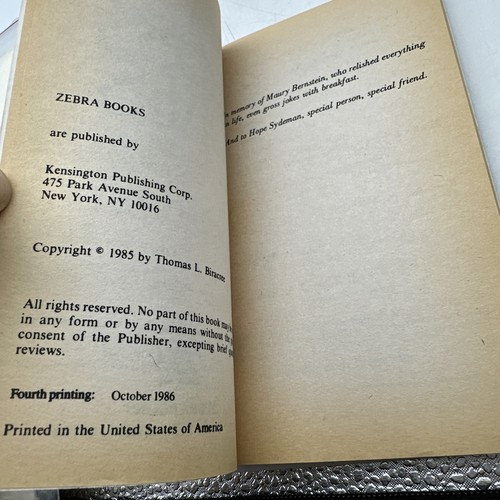 4 Joke Books!! Gross, Tasteless And Every Man Should Know Joke Books- Vint. 299 - Foto 7 di 9