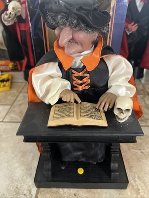 Gemmy Animated Spell Casting Witch Halloween Decoration With Sound 14 . Works