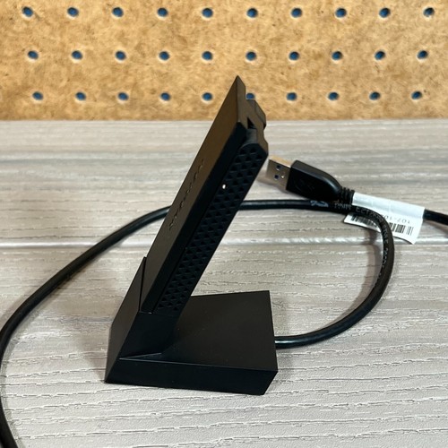Netgear A6210 WiFi High Speed USB 3.0 Adapter WPS z podstawą - Zdjęcie 3 z 8