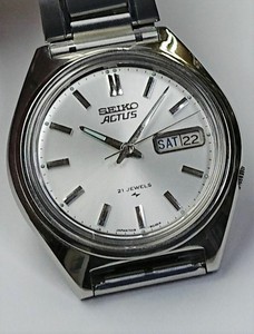 seiko wrist
