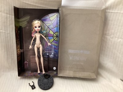NUDE Monster High Wednesday Nevermore Academy ENID SINCLAIR doll in Box  Stand