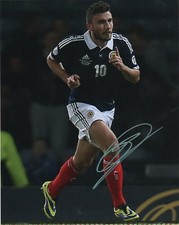 Scotland Robert Snodgrass Autographed Signed 8x10 Photo COA