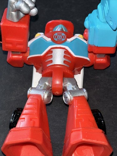 Playskool Heroes Transformers Rescue Bots Heatwave Fire Bot 3.5" Action Figure - Picture 3 of 8