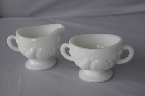 Westmoreland Della Robia Milk Glass Footed Creamer & Sugar Bowl Embossed Fruit - Picture 6 of 7