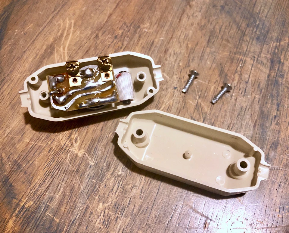 Interruptor de cable de atenuación en línea - Leviton lámpara de rango completo atenuador giratorio Foto 3 de 4