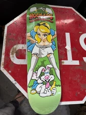 Hook UPS Skateboard Alice in Wonderland