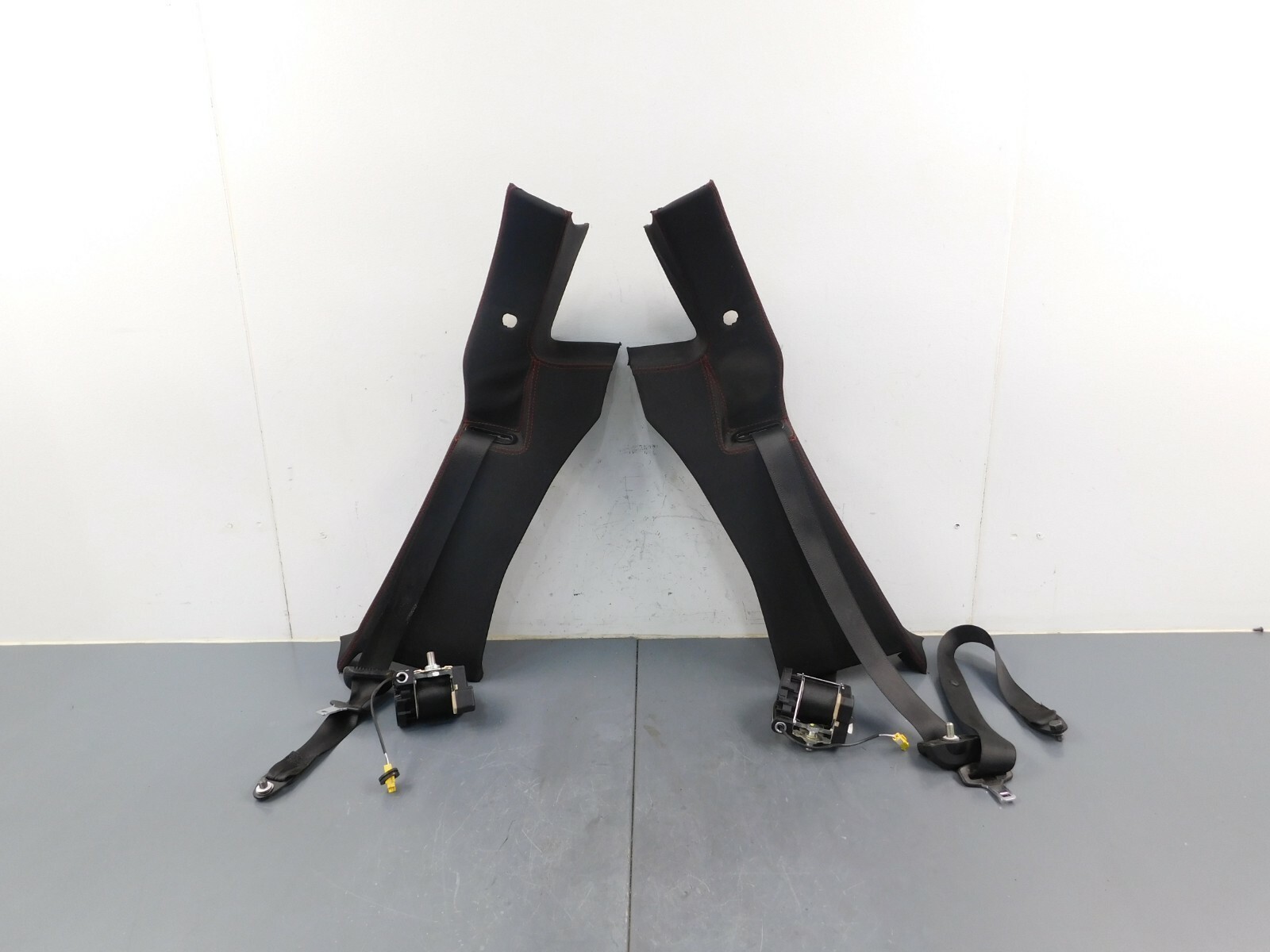 2008 05 06 07 09 Ferrari F430 Scuderia B Pillar Panels / Seat Belts #1293 M3