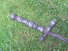 *** ALTMODISCHER  BRIEFÖFFNER  ***