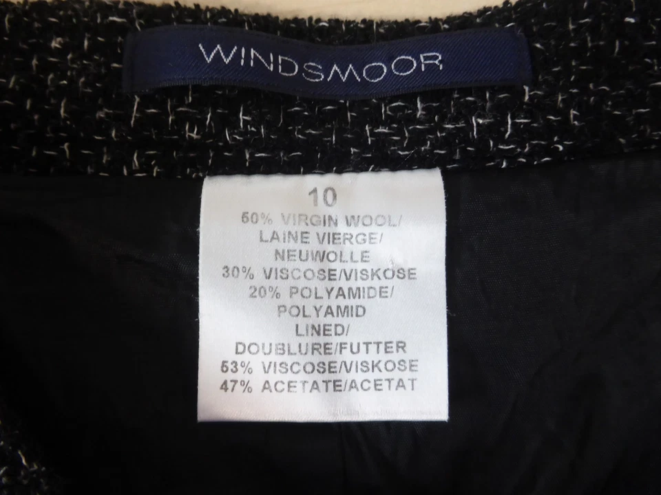 Windsmoor Black & White Tweed Skirt Size 10 Lined Side Zip and Side Slit - Image 4 of 4