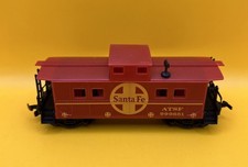 HO Scale Life-Like HO Scale Santa Fe ATSF 999850 Caboose - rot