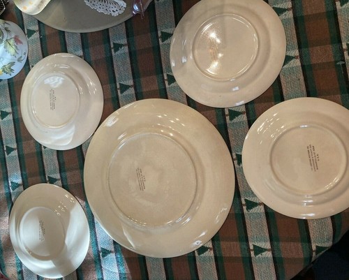 Cuttingham & Pickett Sebring Corp. Plate And 4 Dessert Plates - Picture 8 of 10