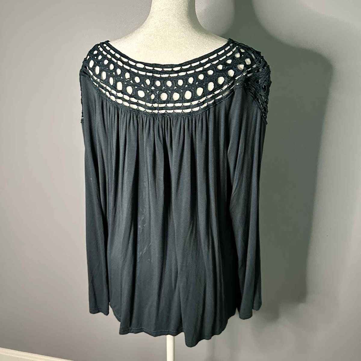 AMARYLLIS Die Cut Blouse Top Size Large View 4