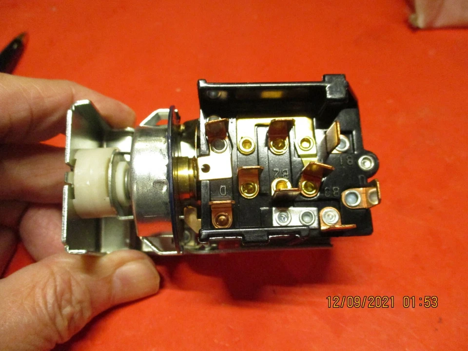 INTERRUPTOR FAROS DODGE D/B/W-100-150-200-250-300-350-DAKOTA-MOPAR-JEEP-1973-99 Foto 2 de 3