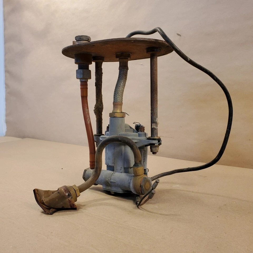 Jaguar XKE 1962 E-Type S1 3,8 L Lucas 2FP 78387E 12 V bomba de combustible sumergible OEM Foto 3 de 4