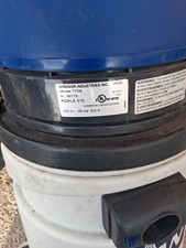 WINDSOR TITAN T708 WET / DRY VACUUM WORKS GREAT