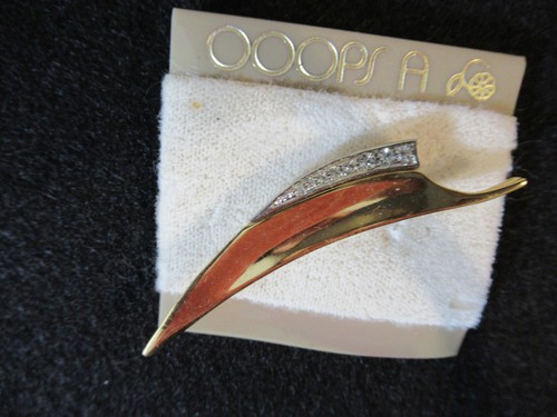 Vintage Pave Clear Rhinestone Blade Brooch Pin OOOPS A NOS Gold Tone - Picture 2 of 3