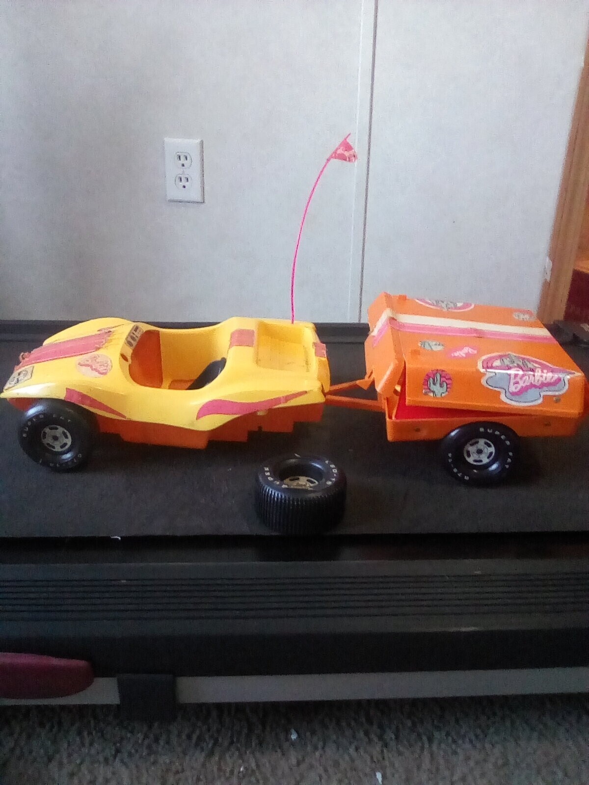 Picture 3 of 23