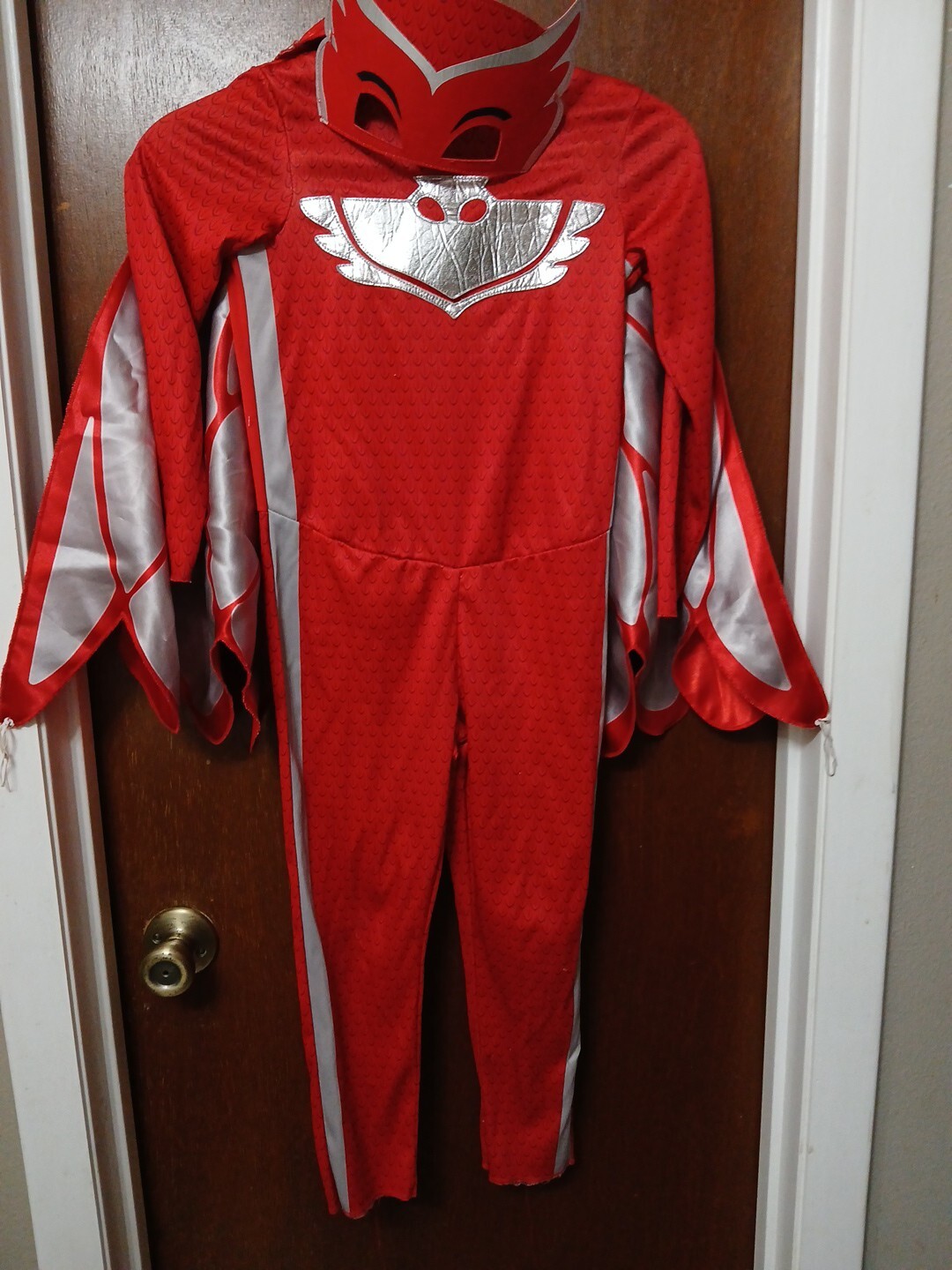 Picture 1 of 6