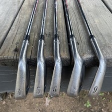 Titleist DCI 990 Iron Set 4,5,6, 9, PW RH Dynamic Gold S300 Steel Shaft