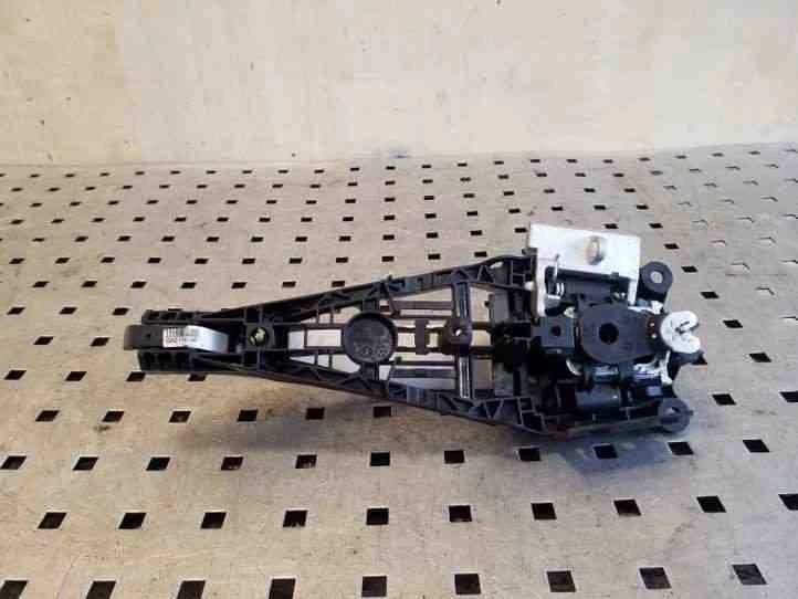 Empuñadura exterior puerta trasera derecha chevrolet orlando j309 2.0 diésel 120kw 26168274 Foto 2 de 3