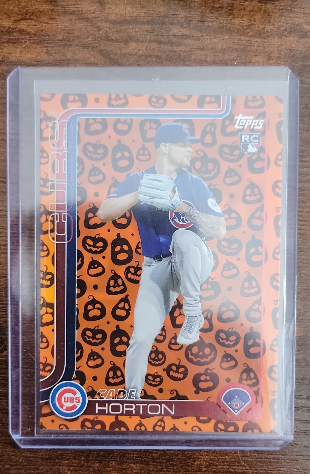 2025 Topps Update Series - Cade Horton #US140 Jack-O'-Lantern Foil (RC)