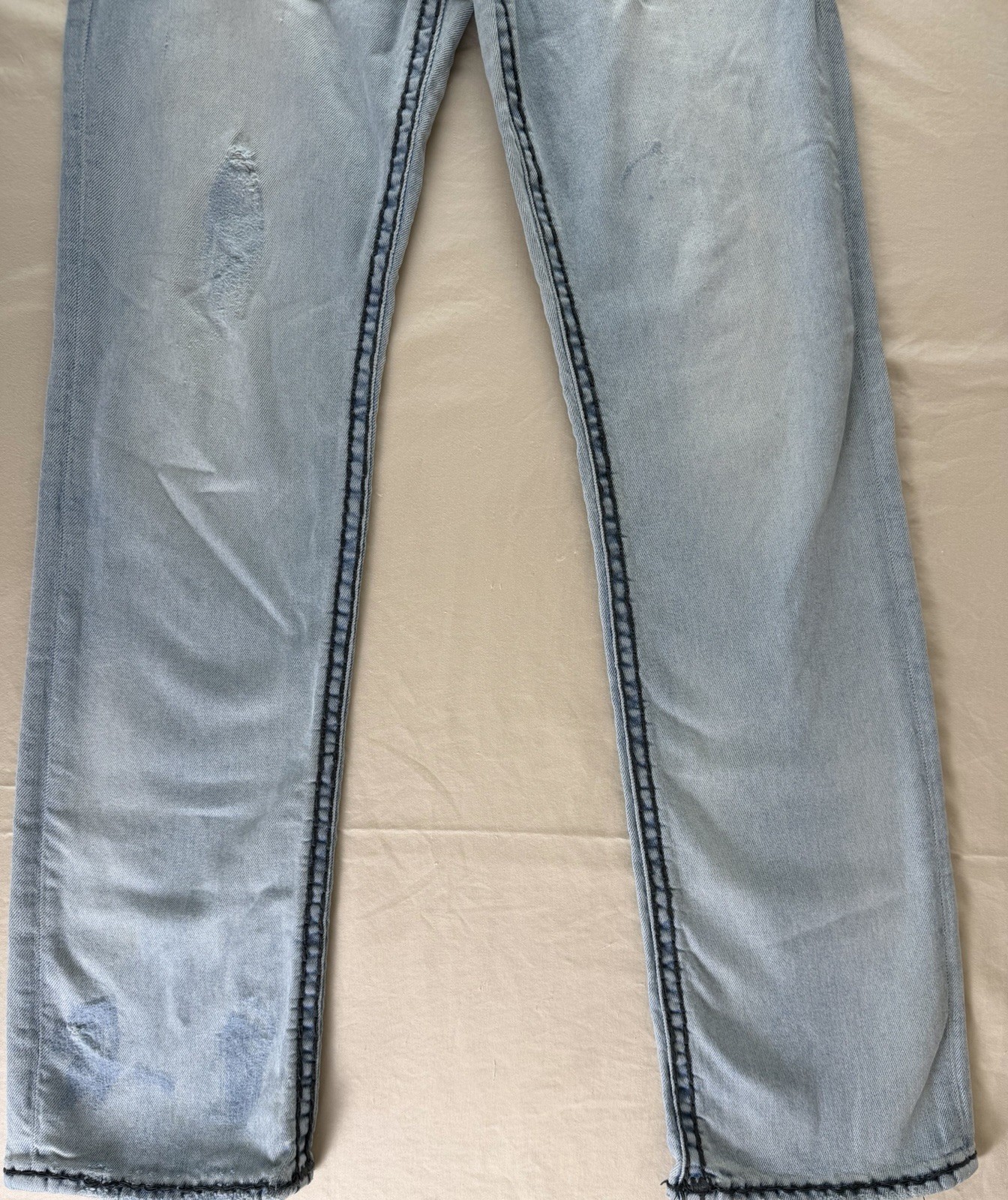 True Religion Ricky Relaxed Straight Jeans Mens 32 Light Wash Thick Stitch thumbnail 4