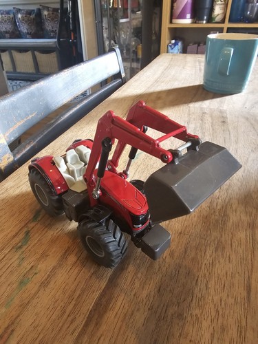 Siku Massey Ferguson 1:32 Model Tractor With Front Loader - West Germany - Picture 3 of 9
