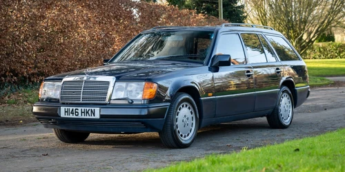 Mercedes Benz 1990 230TE - Picture 1 of 7