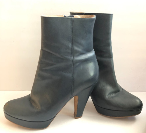L'AUTRE CHOSE Platform Leather Bootie Heels Side Zipper Navy Blue Size 36 US 6