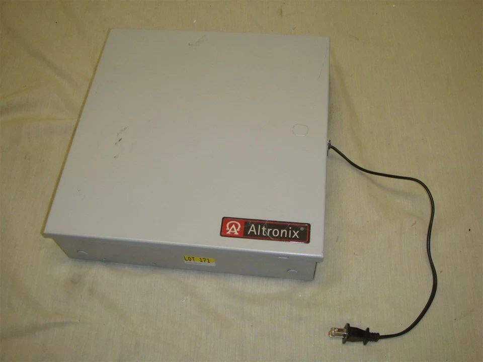 ALTRONIX ALTV2416ULX 16 CHANNEL OUTPUT 24V CCTV POWER SUPPLY W POWER CORD - Image 4 of 4