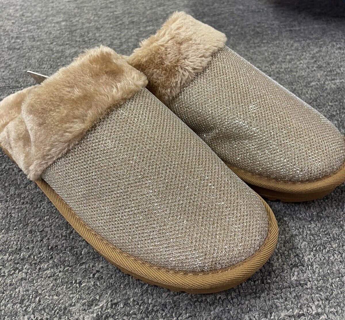 PANTOFOLA D’ORO Pantofole slip on donna MUDD G Glitzy taglia 7 5 nuove con etichetta