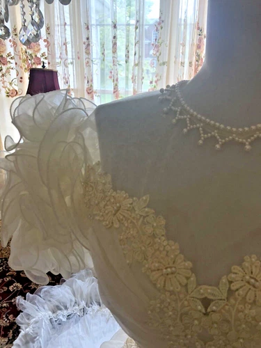 Braut leuchtende Brautkleider Kathedrale mit langer Plissee Sweep Schleppe Satin - Bild 8 von 23