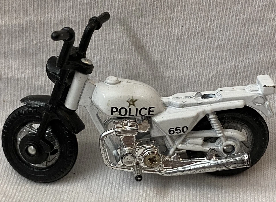 Matchbox Motorcycles 1990’s Set of 2 - Image 4 of 4