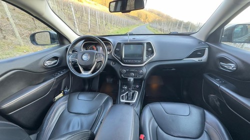 Jeep Cherokee 2.2 MultiJet 4WD 75th Sondermodell - Bild 13 von 24