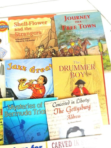 Lot of 19 Harcourt & Houghton Mifflin Leveled Readers Mixed Level 5.2 thru 6.5 - Imagen 3 de 7