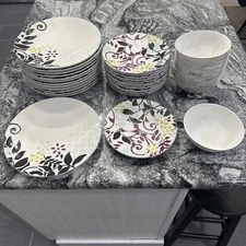 LENOX ELATION (13)Dinner Plate 11” (13)Salad Plate 8 1/2” (13)Bowl 6" - 39Pc Set