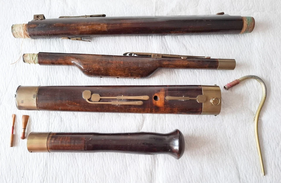 Fagot francés clásico histórico de 11 teclas A=430Hz.Año-1830 Foto 2 de 4