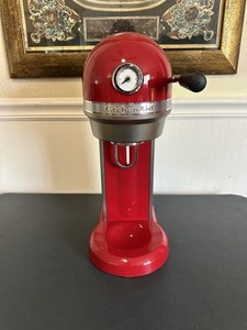 KitchenAid SodaStream Heavy Duty Sparkling Water Maker KSS1121ER Red Carbonator