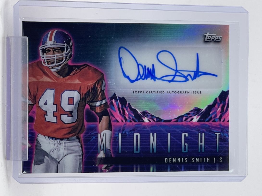 DENNIS SMITH 2024 TOPPS MIDNIGHT HORIZON SIGNATURES MOON BEAM AUTO Q2472