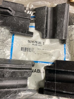 NOS OEM MERCURY QUICKSILVER PLUG KIT PN 824703A1 - A1S61