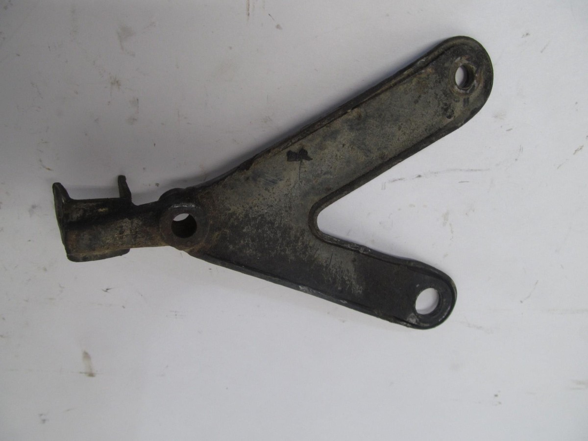 ショップ S 1965-1969 HONDA CB 160 SPORT REAR FOOT PEG MOUNT BRACKET