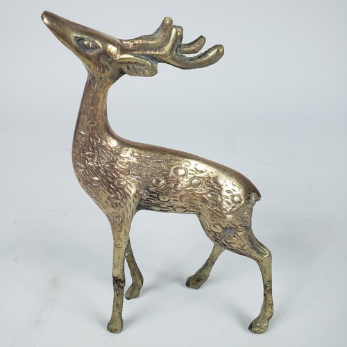 Estatuillas vintage de latón de ciervo Buck & Doe de mediados de siglo con manchas de renos ver foto - Imagen 2 de 15