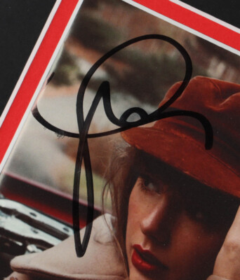 Taylor Swift-Red Target Exclusive,Vinyl 4 Red LP+Signed Red 11x19