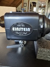Paul C Buff Einstein 640WS Strobe Flash Unit