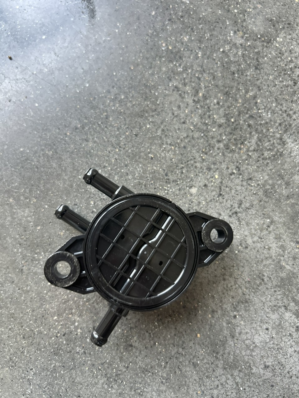 Agrotk Rato Engine Parts Gasoline Fuel Pump Components 16300-Z120112-0000 Black