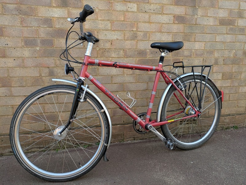 Thorn Raven Rohloff hub small frame 26 inch wheels dynamo