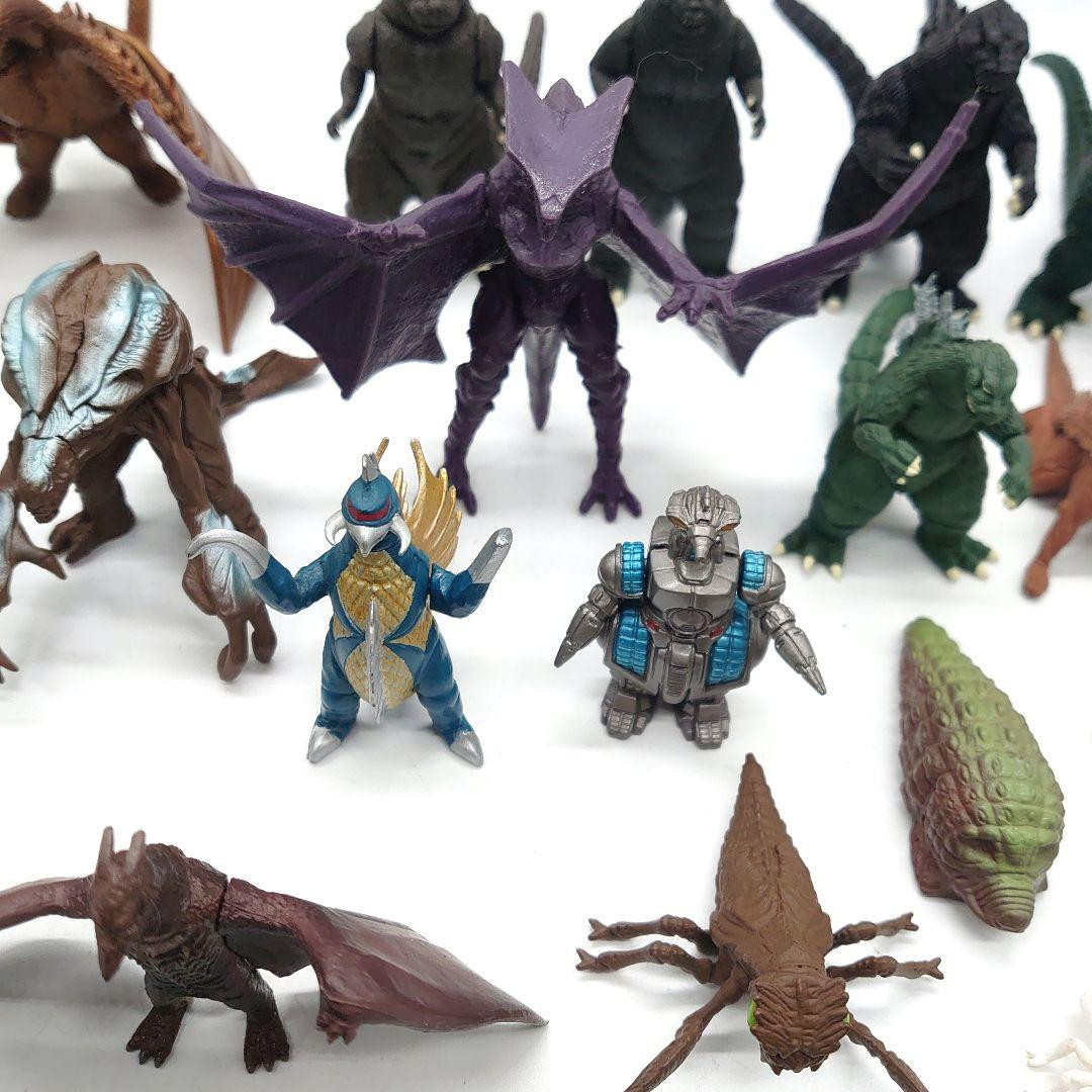 BANDAI HG ゴジラ フィギュア ジャンク まとめ売り Bandai Hg Godzilla Figure Junk Bulk Sale | eBay