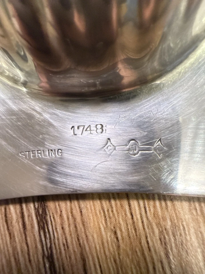 Тарелка Gorham из чистого серебра 1748 — 3,70 унции — винтажная на ножках - Изображение 2 из 4