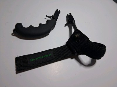 Tru-Fire Dual Caliper Release/Handle Thumb Caliper Bow Release Grip Archery Aid