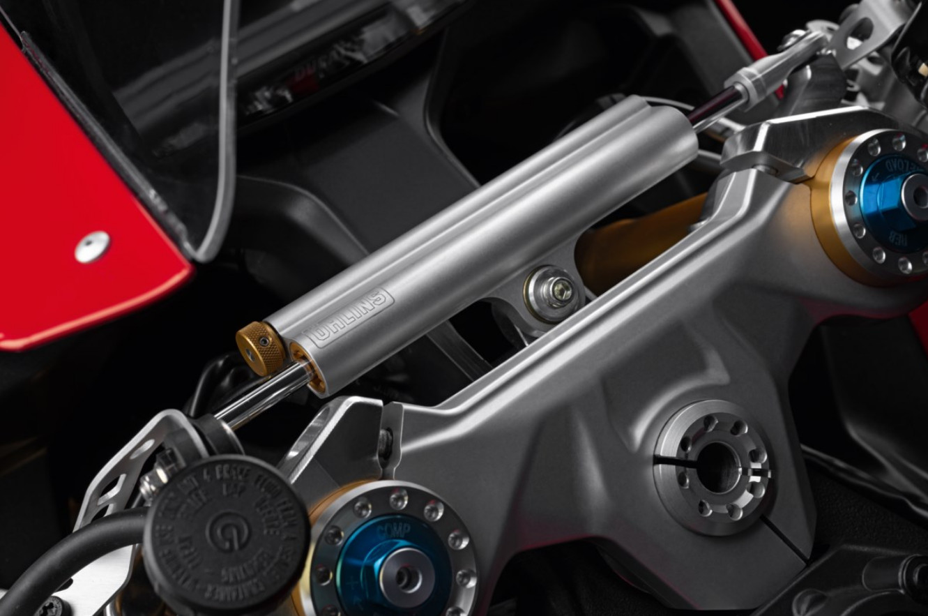 Amortisseur de direction Öhlins réglable pour vos sessions sur circuit
